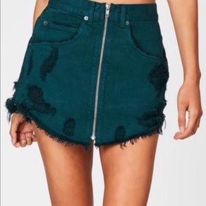 Carmar Beatrice bottle green denim skirt size 25